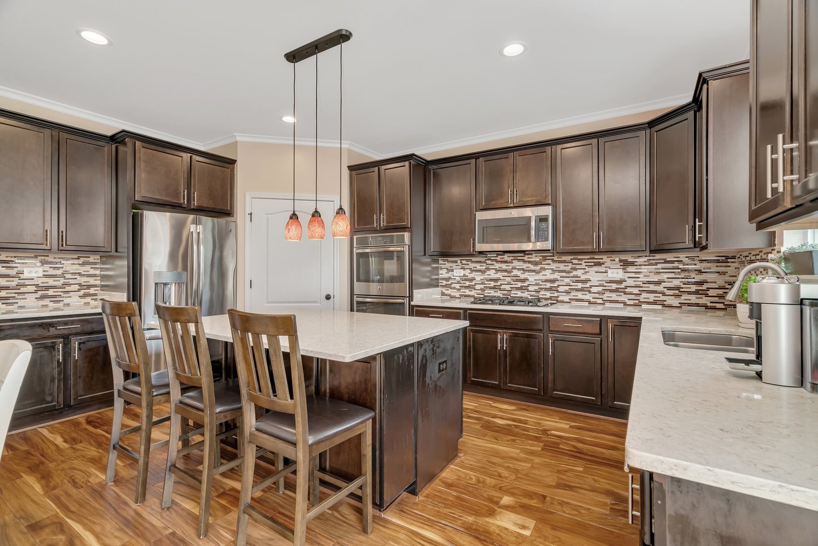 1221 Winding Way, Bolingbrook, IL 60490