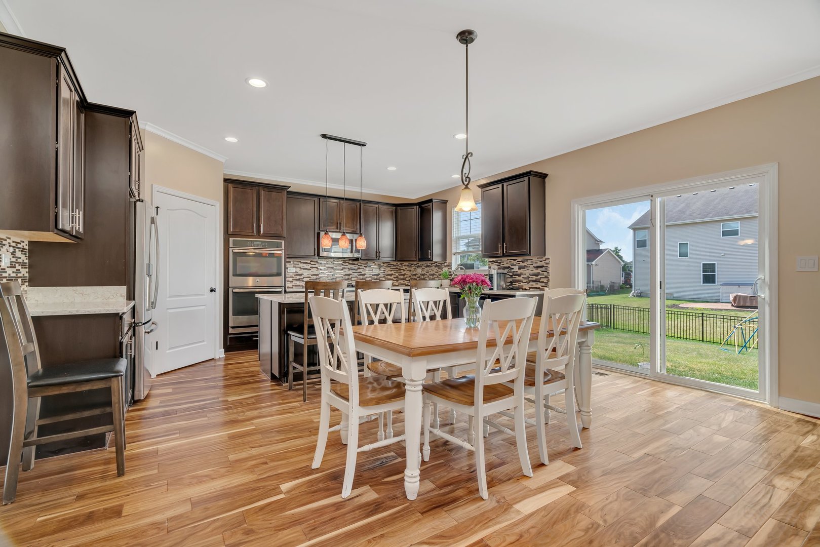1221 Winding Way, Bolingbrook, IL 60490