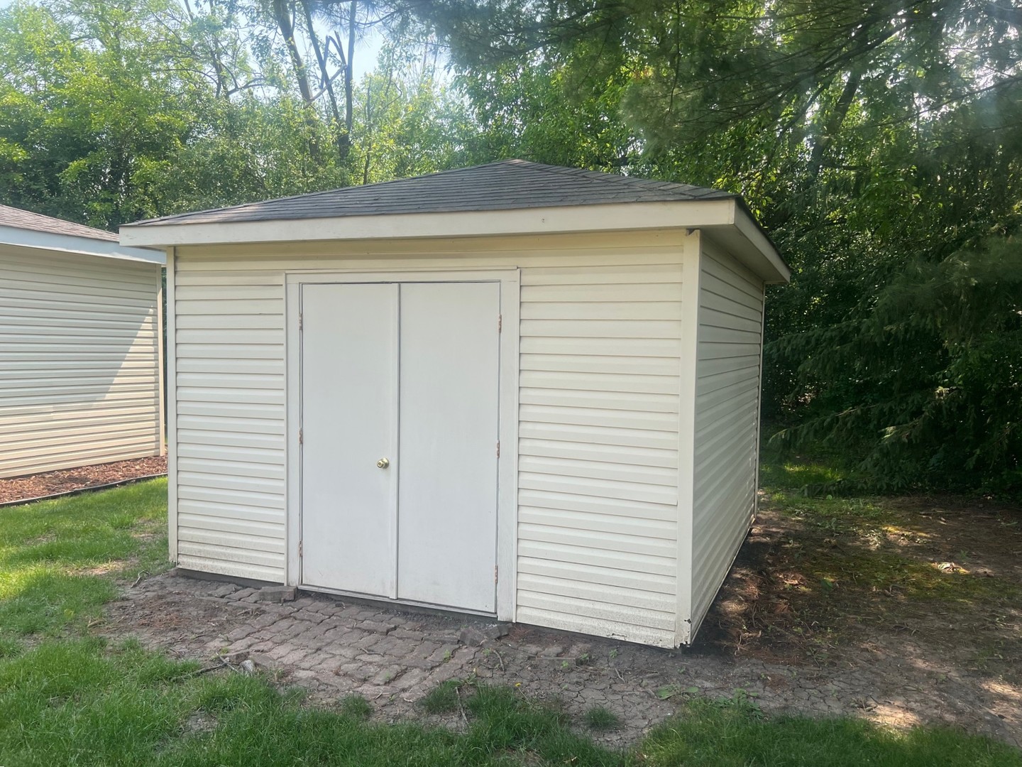 15156 Chestnut Lane, Oak Forest, IL 60452