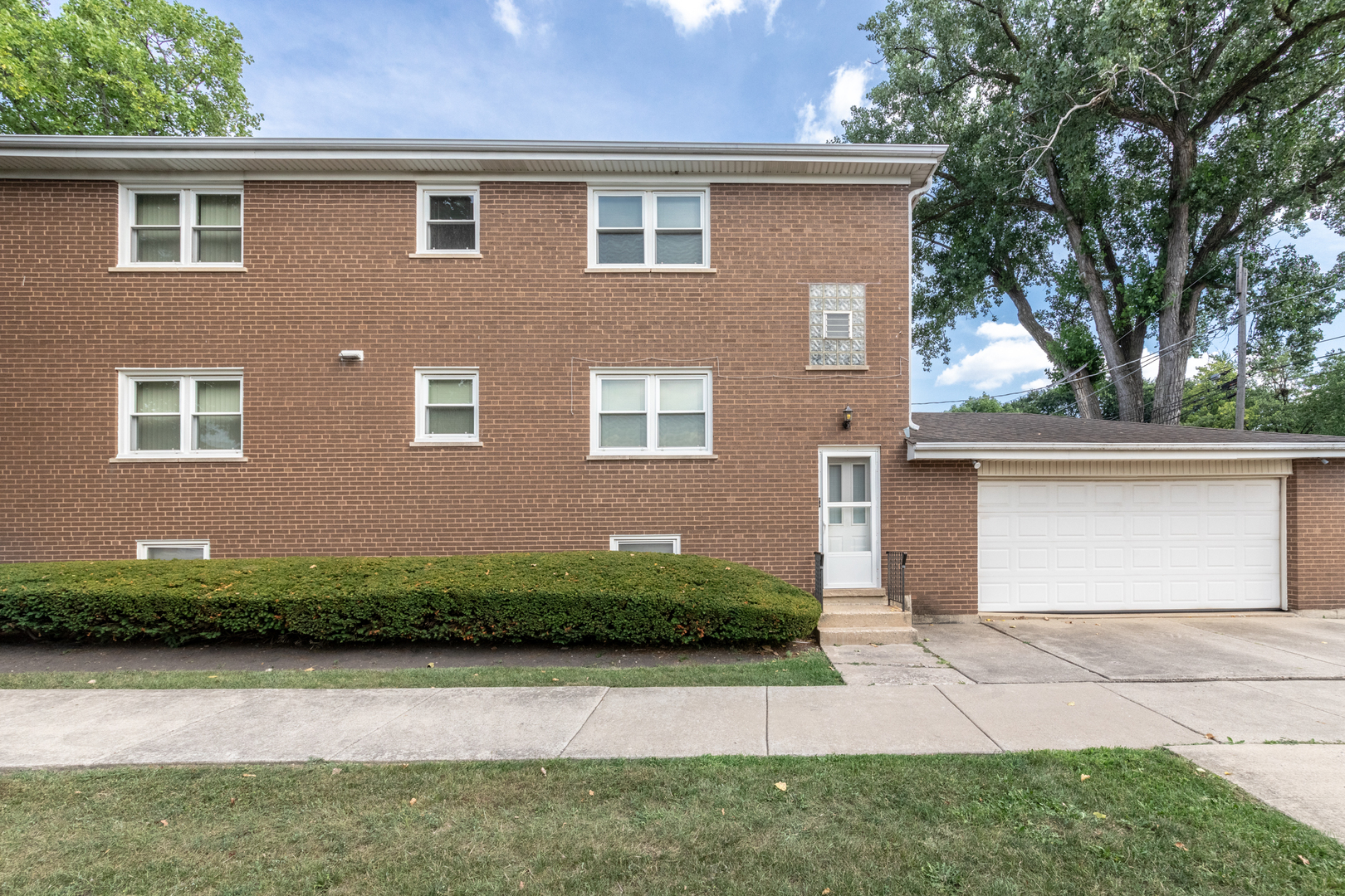 1316 N Northwest Highway, Park Ridge, IL 60068