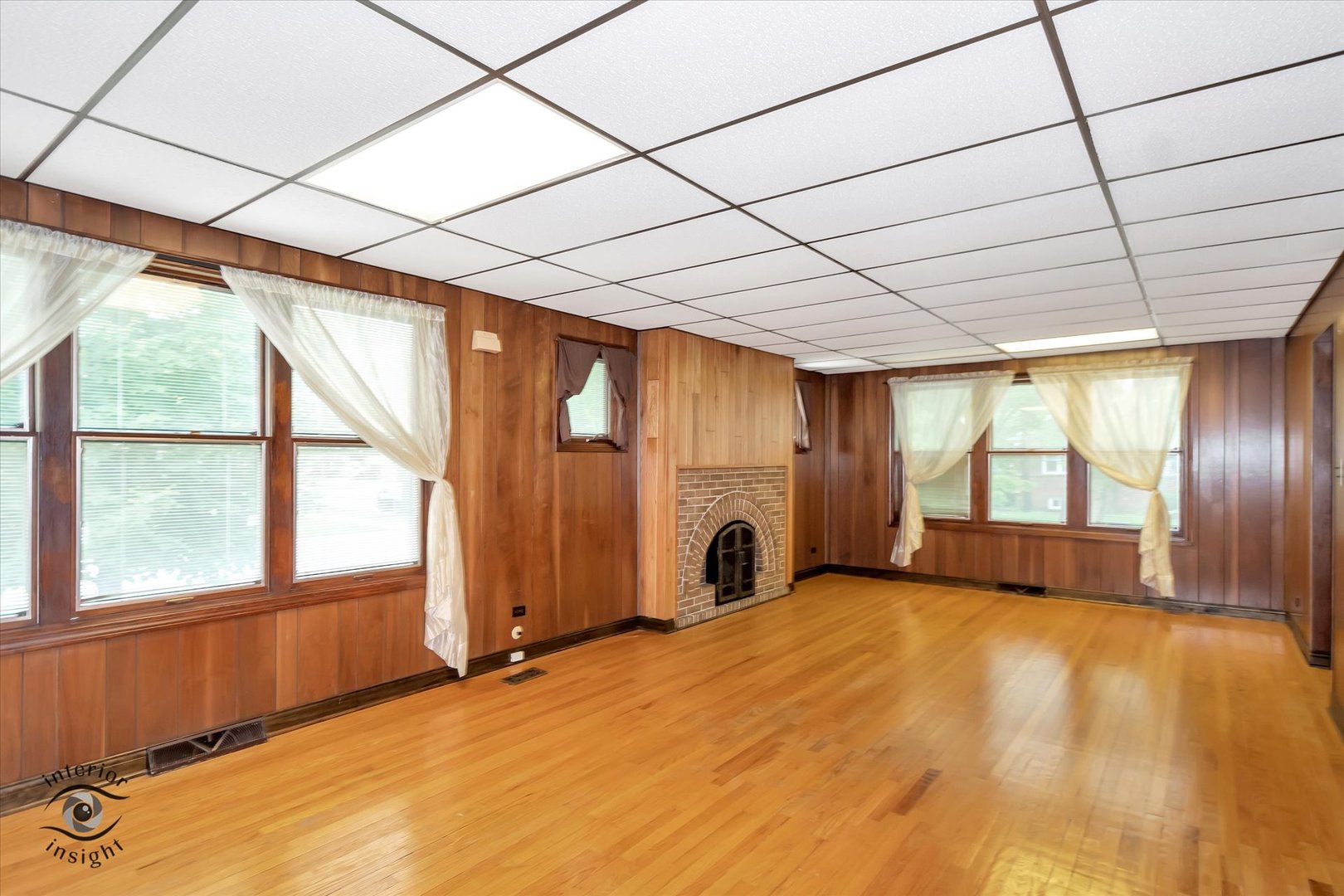 11255 S Fairfield Avenue, Chicago, IL 60655