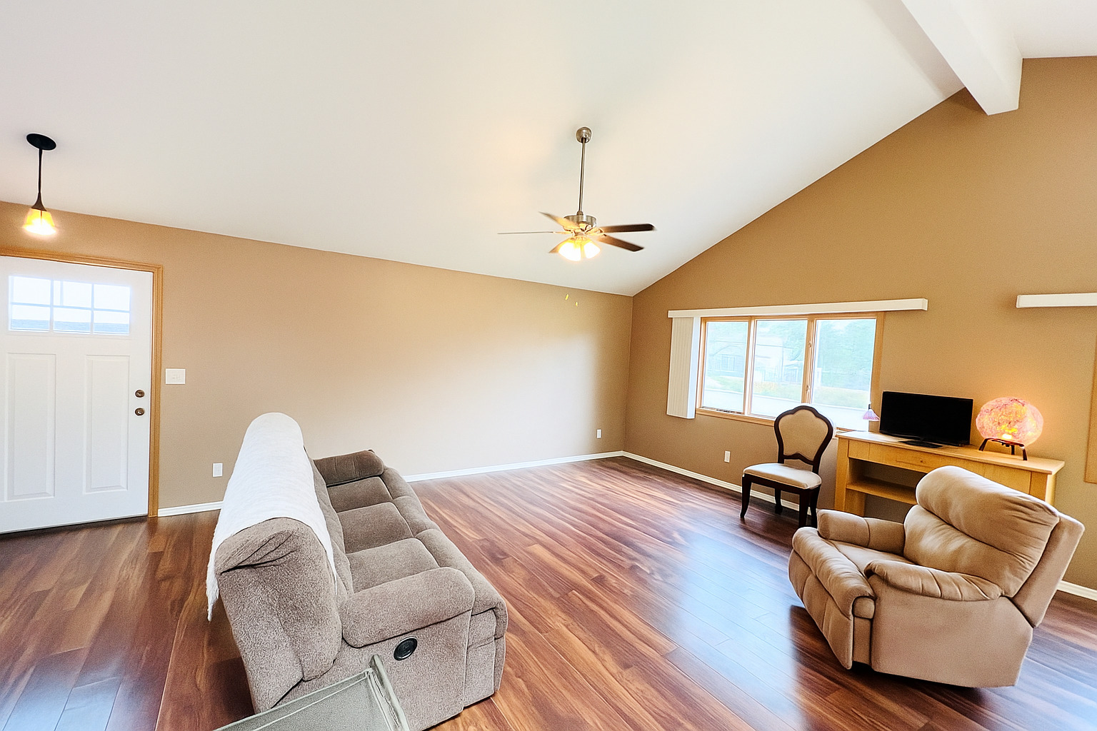 14624 Kolmar Avenue, Midlothian, IL 60445