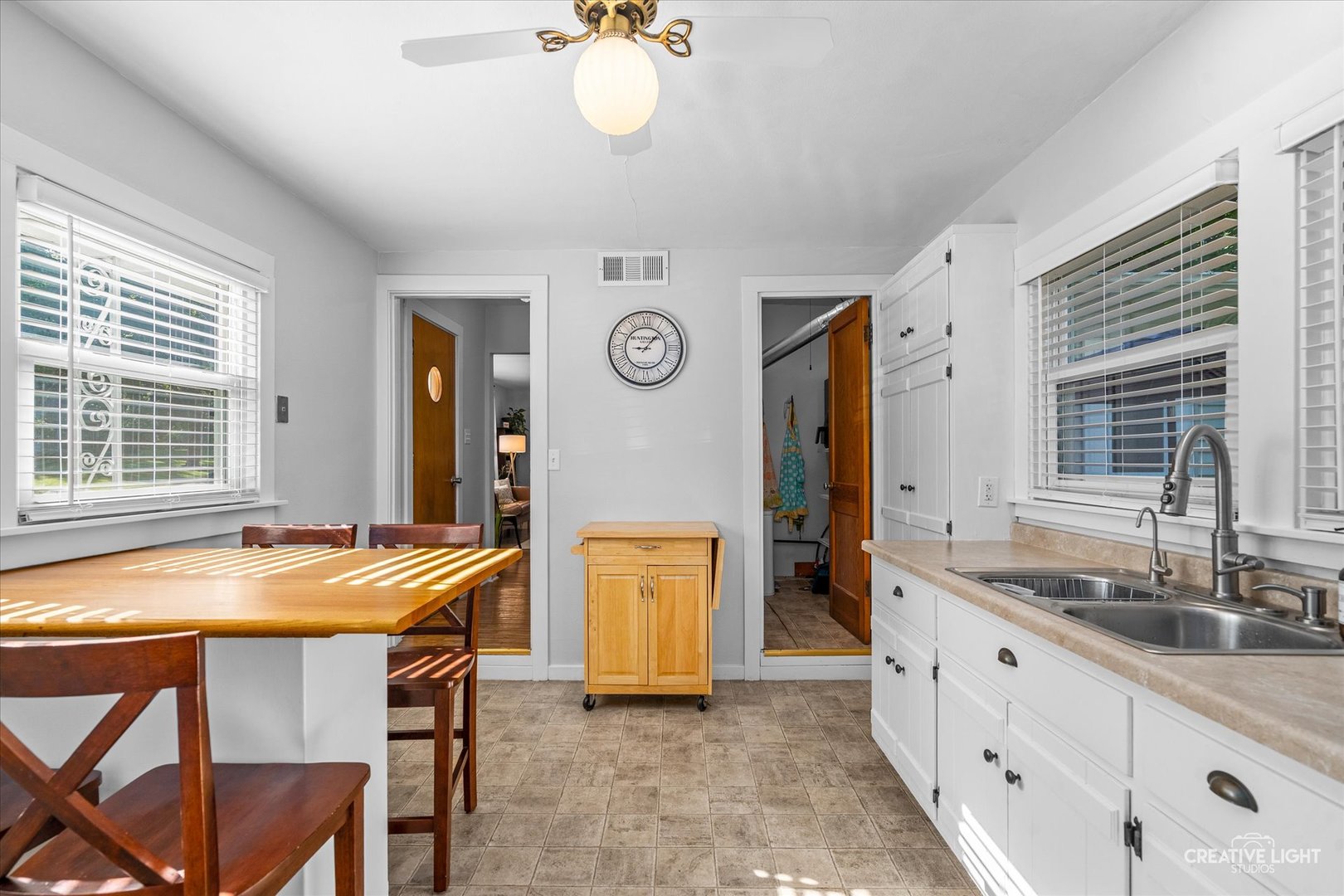217 S Oak Street, Hinckley, IL 60520
