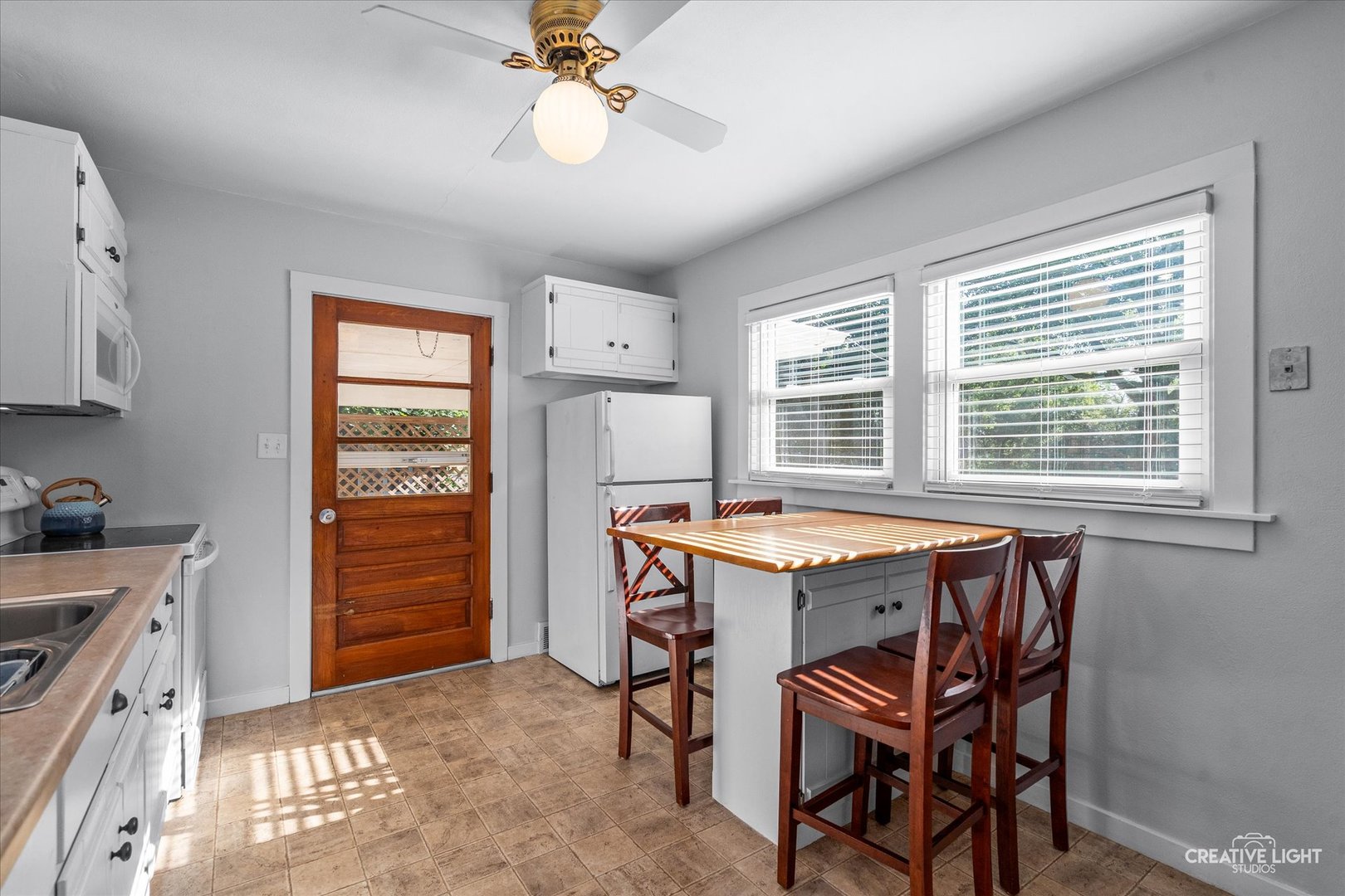 217 S Oak Street, Hinckley, IL 60520
