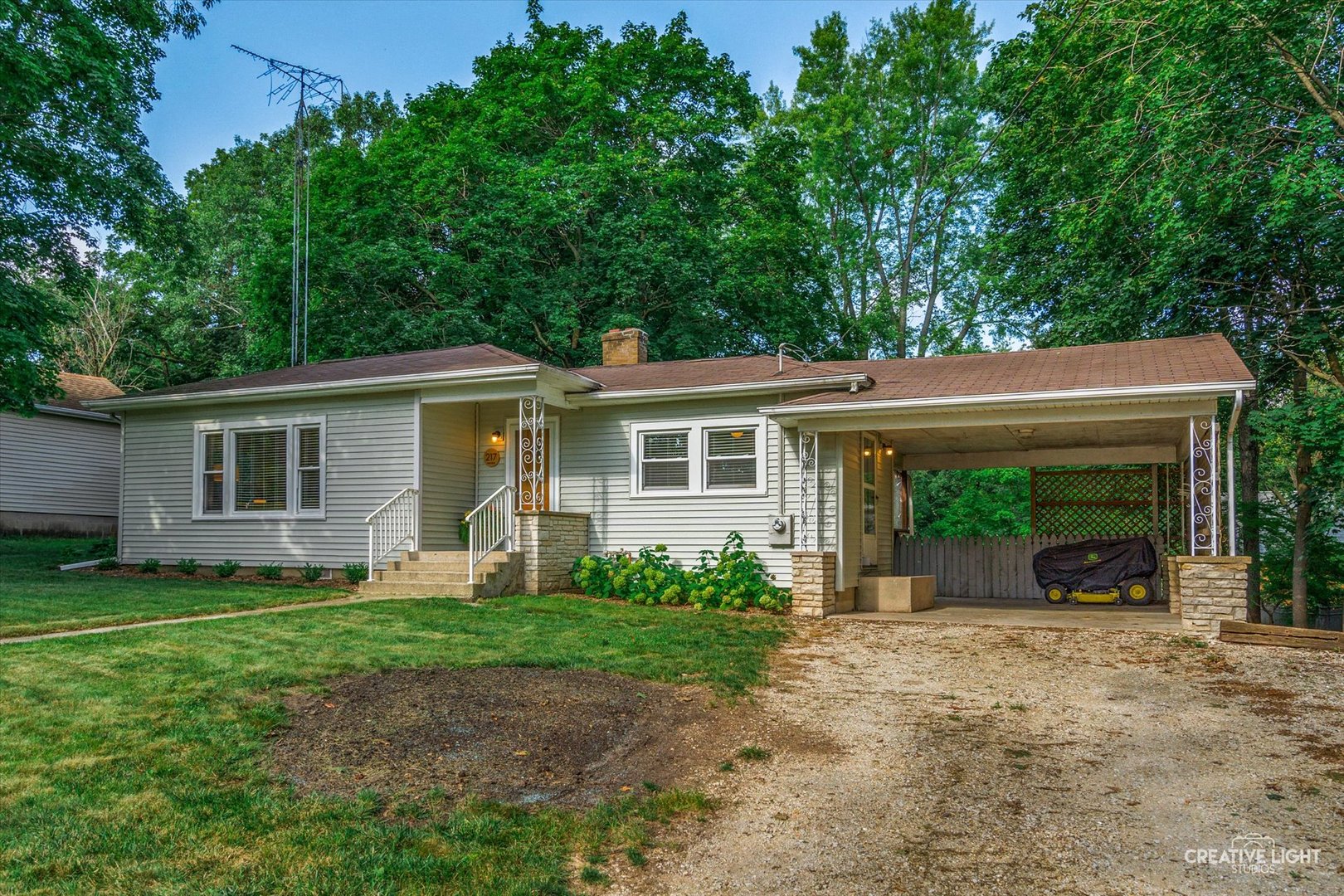 217 S Oak Street, Hinckley, IL 60520