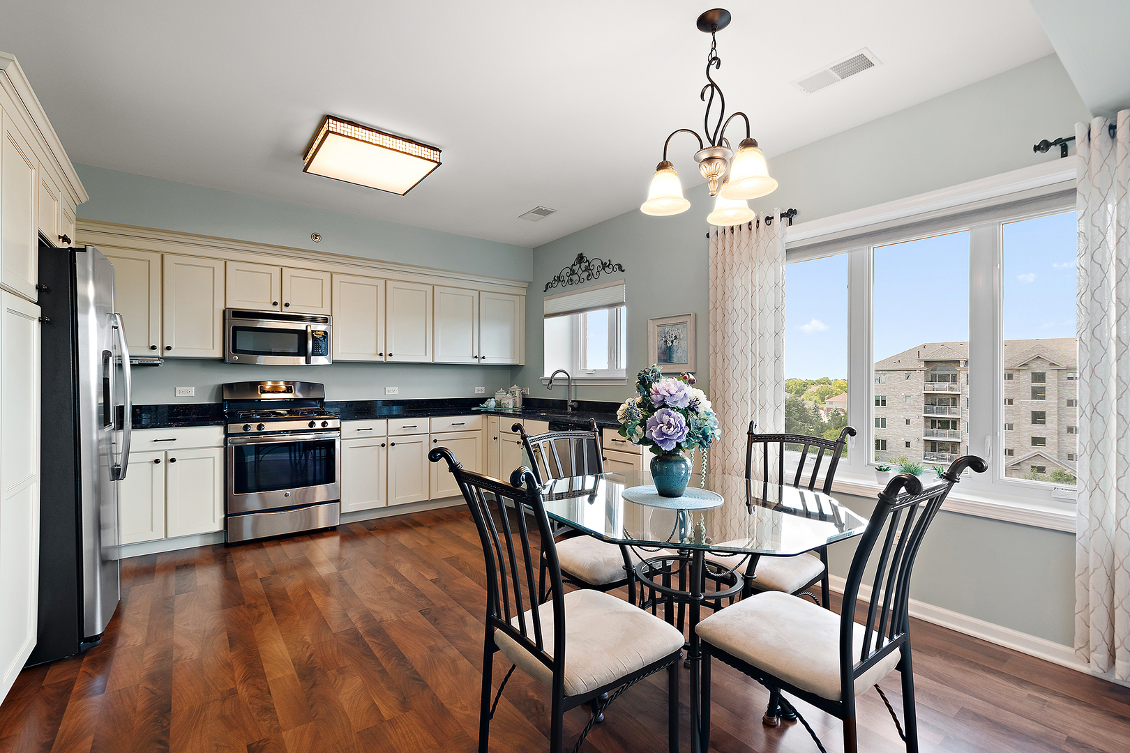 11111 Waters Edge Drive #4B, Orland Park, IL 60467