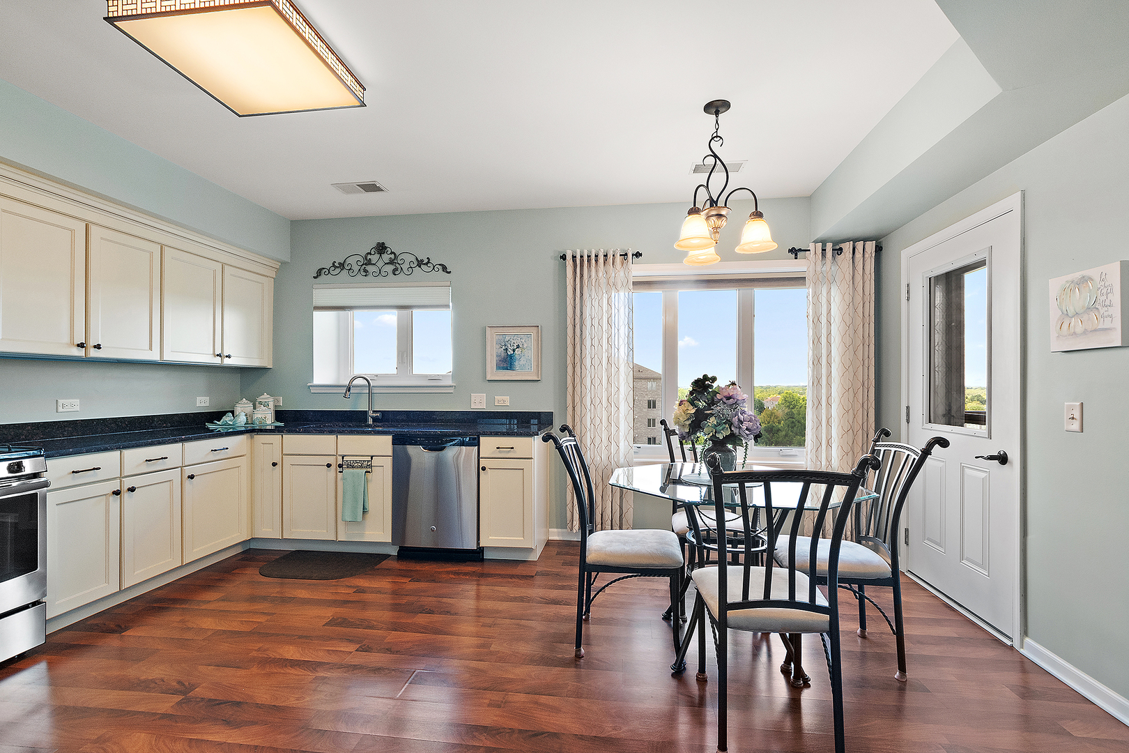 11111 Waters Edge Drive #4B, Orland Park, IL 60467