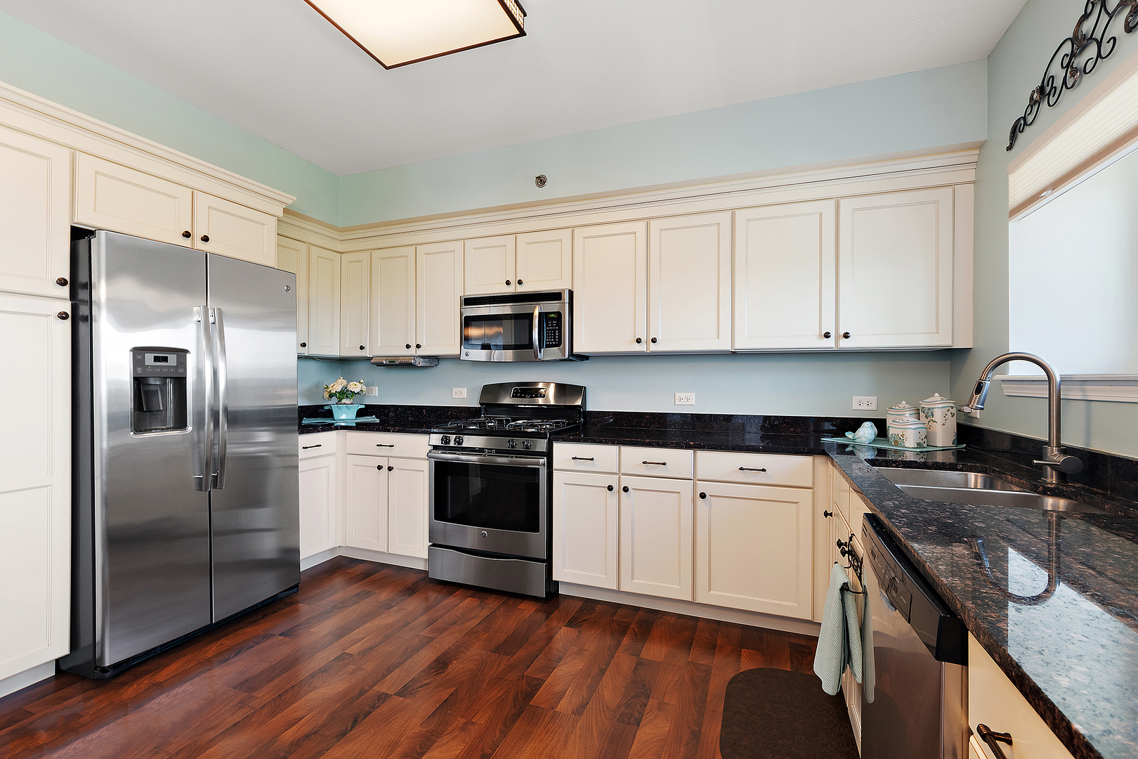 11111 Waters Edge Drive #4B, Orland Park, IL 60467