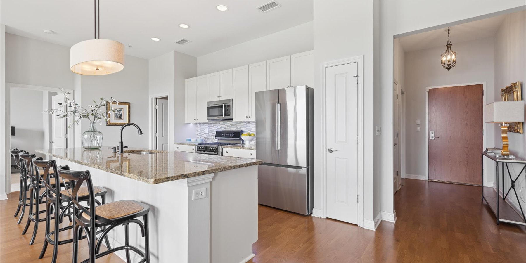 1000 Village Center Drive #409, Burr Ridge, IL 60527
