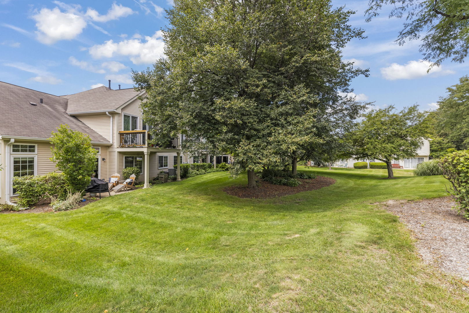 30W006 WILLOW Lane #0, Warrenville, IL 60555