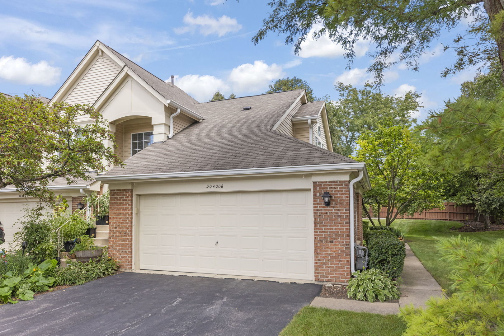 30W006 WILLOW Lane #0, Warrenville, IL 60555