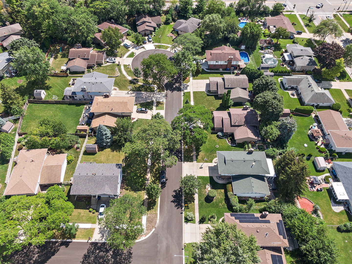 1126 Tiverton Court, Schaumburg, IL 60193