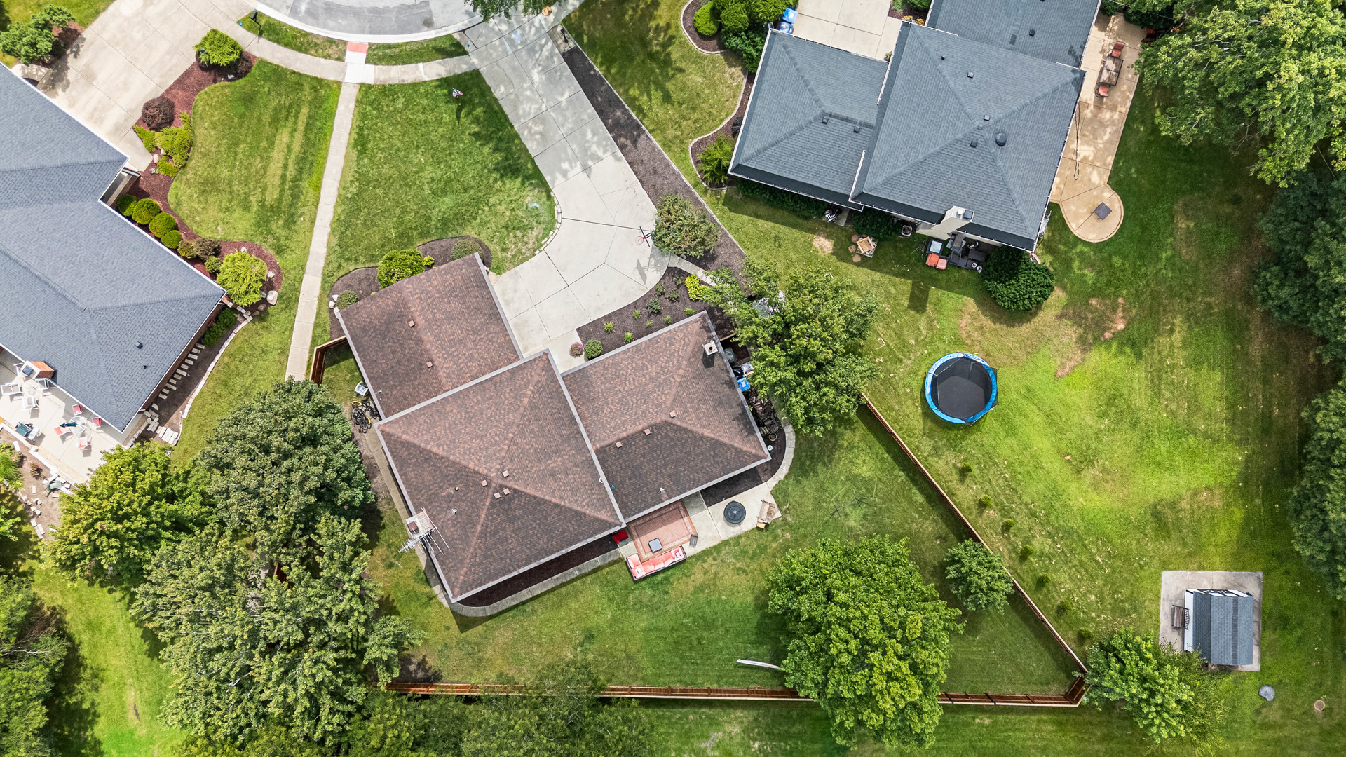 8020 Arrow Lane, Darien, IL 60561