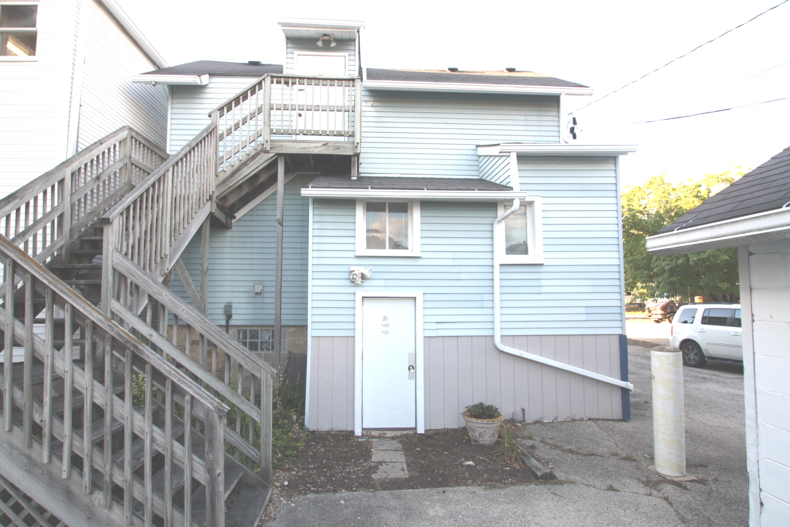 111 W Railroad Avenue, Bartlett, IL 60103