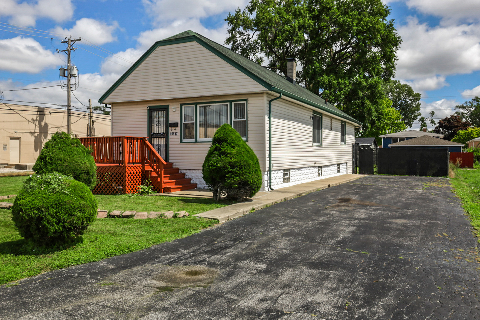 15917 Page Avenue, Harvey, IL 60426