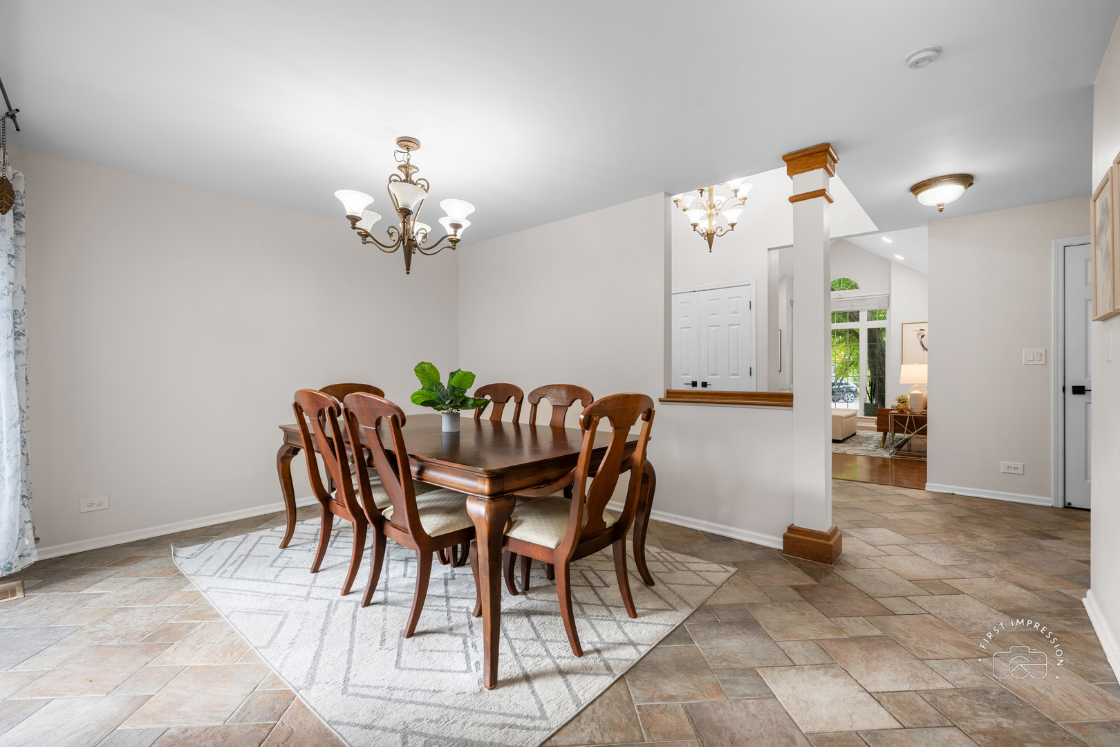 2023 N Stanton Court, Arlington Heights, IL 60004