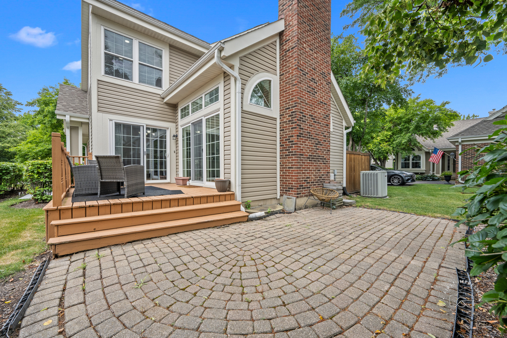 2023 N Stanton Court, Arlington Heights, IL 60004