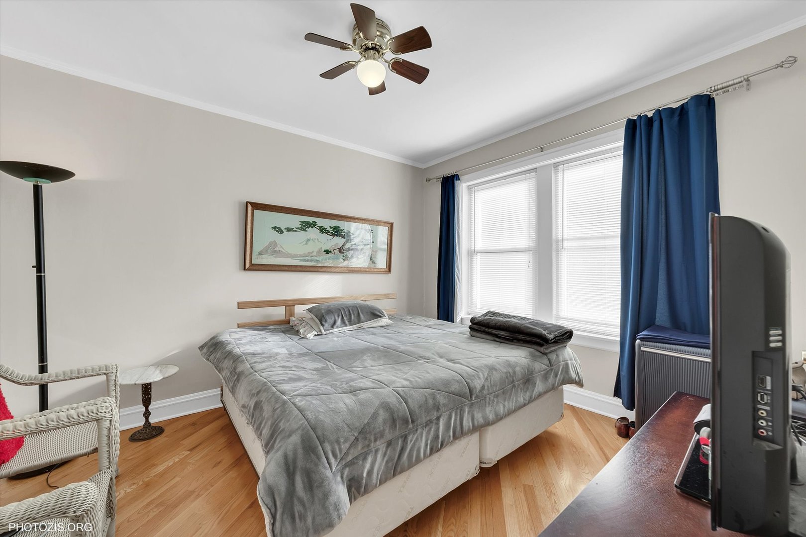 2759 W Arthur Avenue #3, Chicago, IL 60645