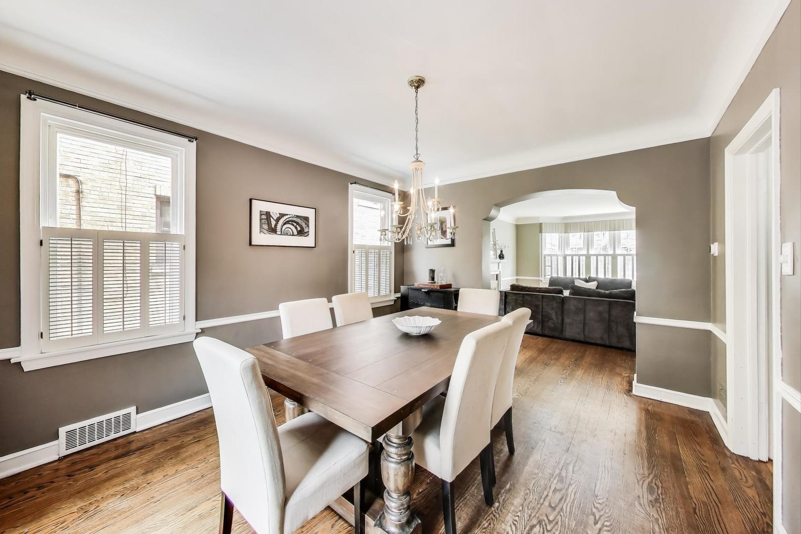 9336 S Leavitt Street, Chicago, IL 60643