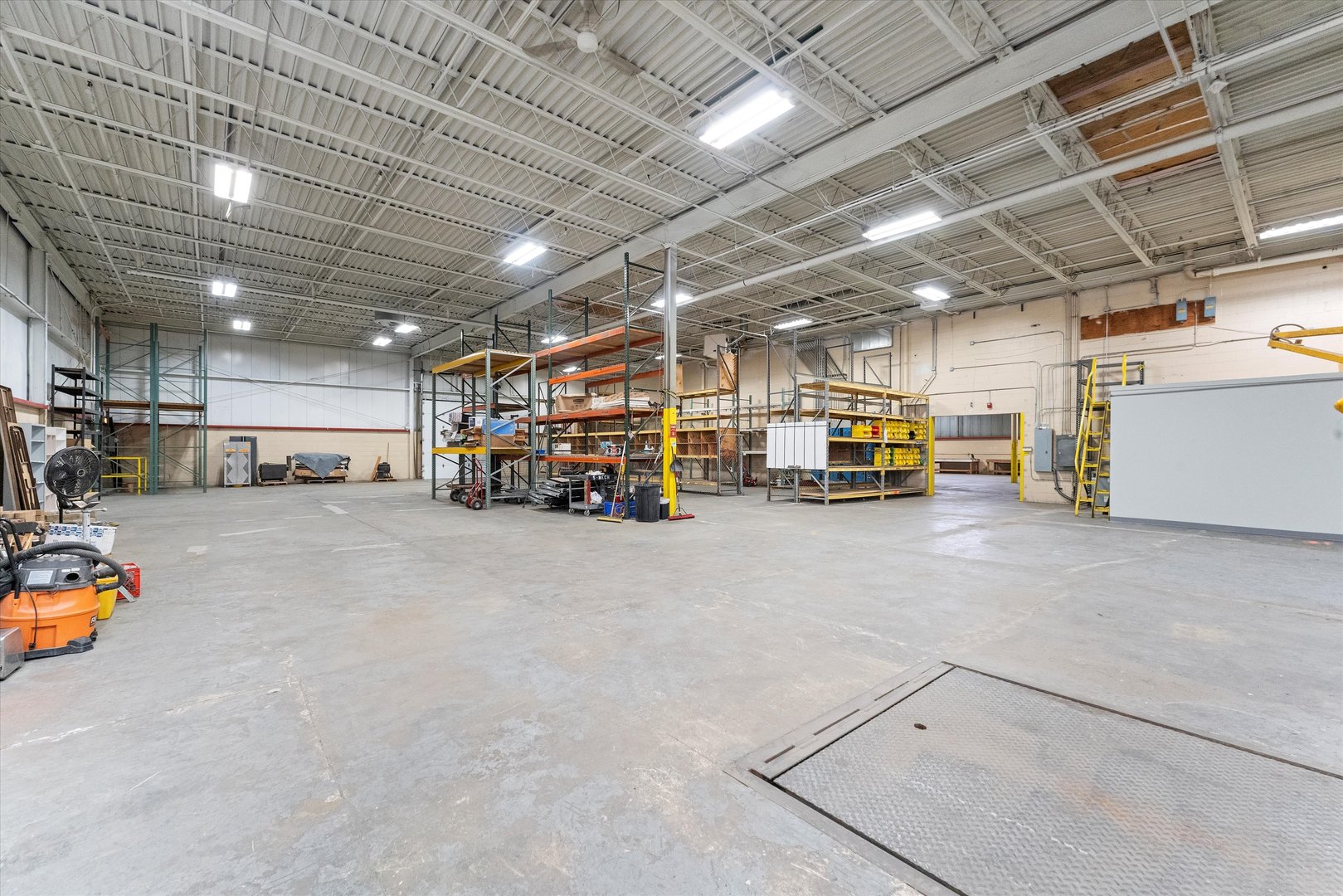 16420 KILBOURN Avenue, Oak Forest, IL 60452