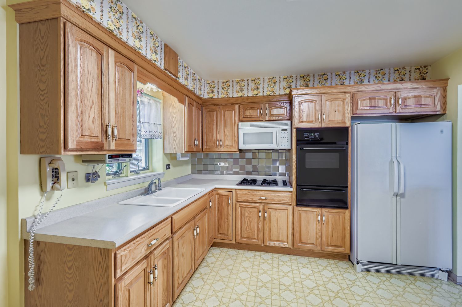 8808 Oriole Avenue, Morton Grove, IL 60053