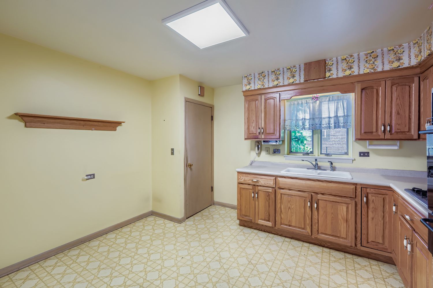 8808 Oriole Avenue, Morton Grove, IL 60053