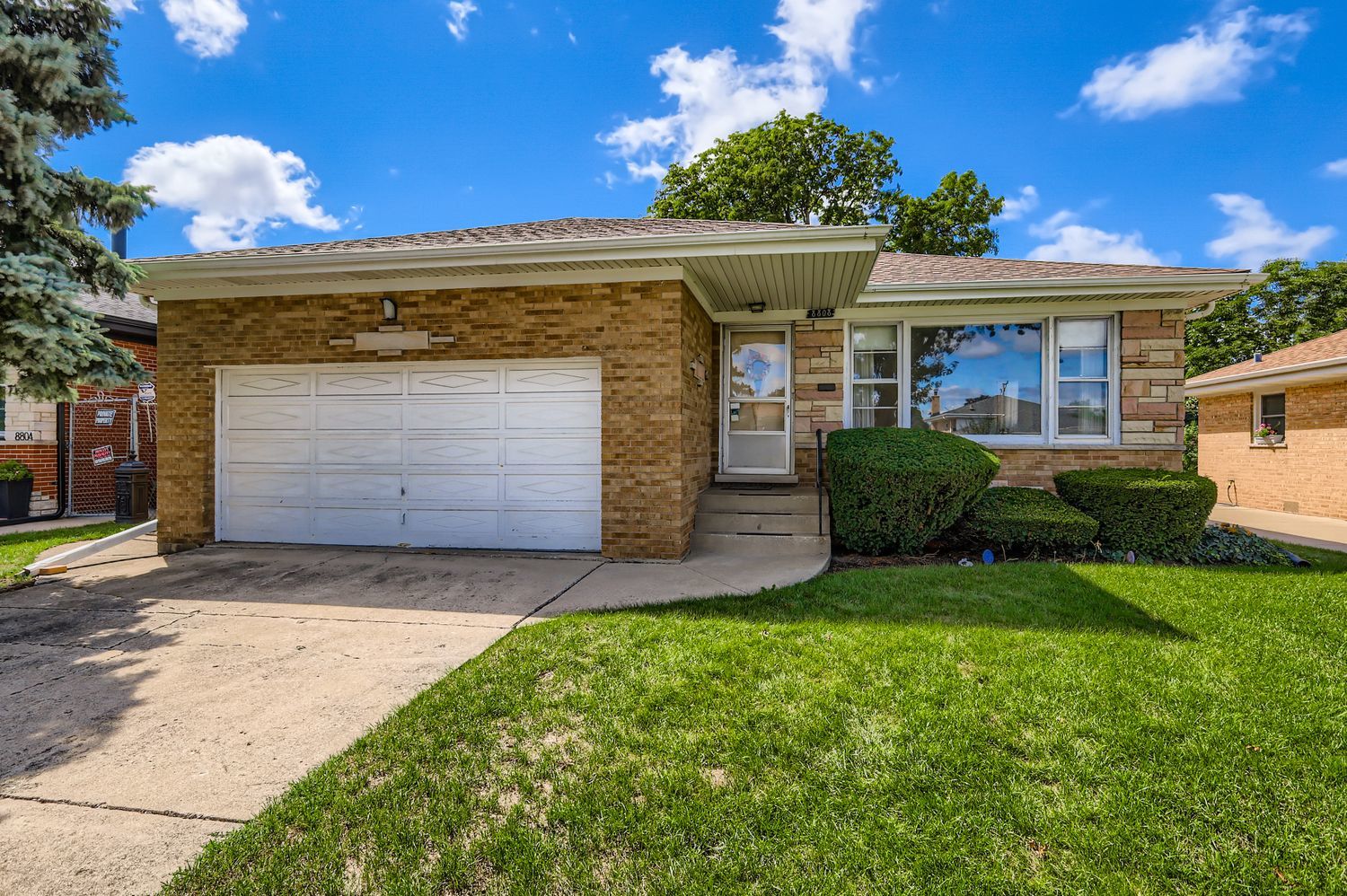8808 Oriole Avenue, Morton Grove, IL 60053