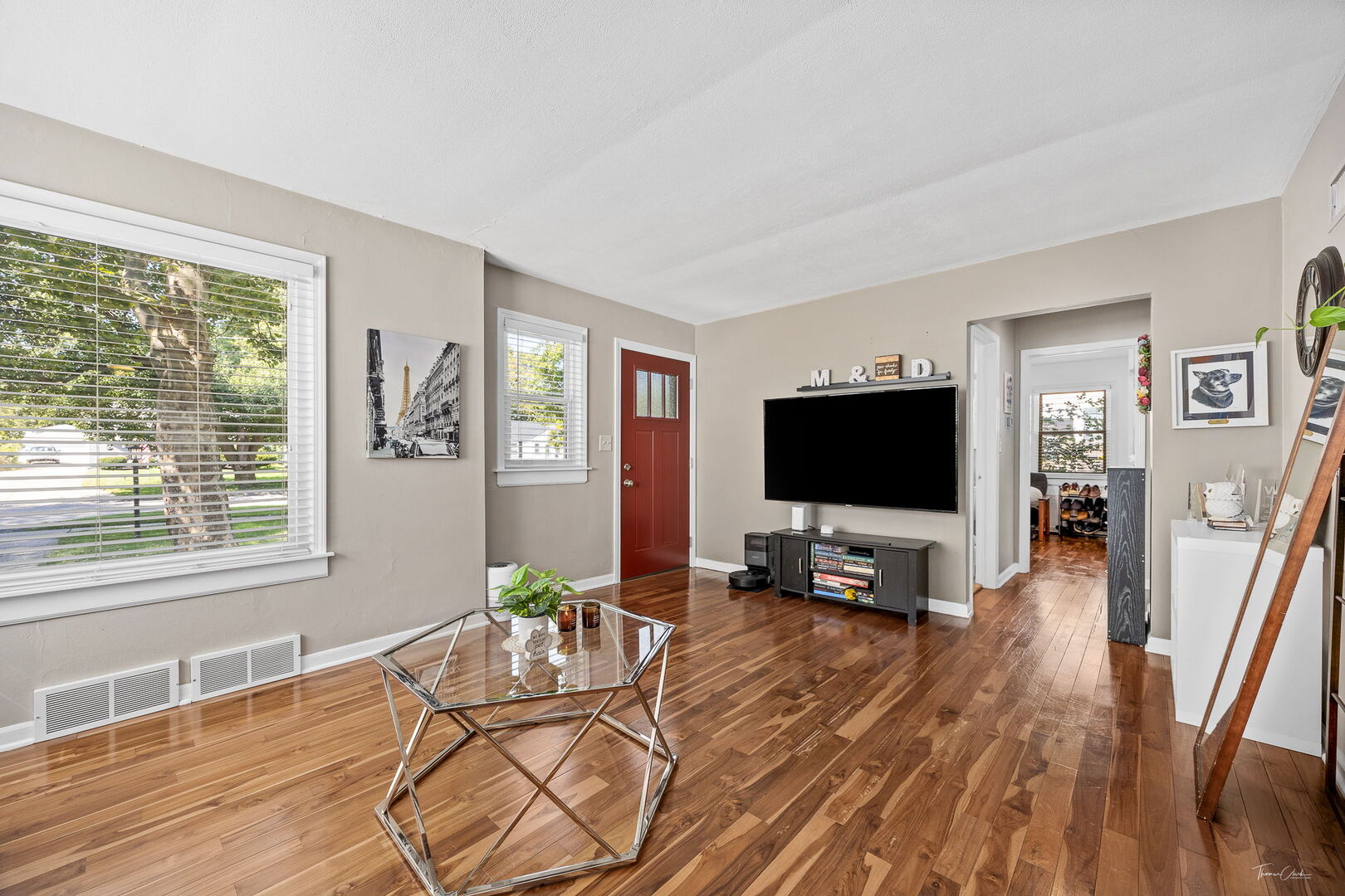 639 S Oakland Avenue, Villa Park, IL 60181