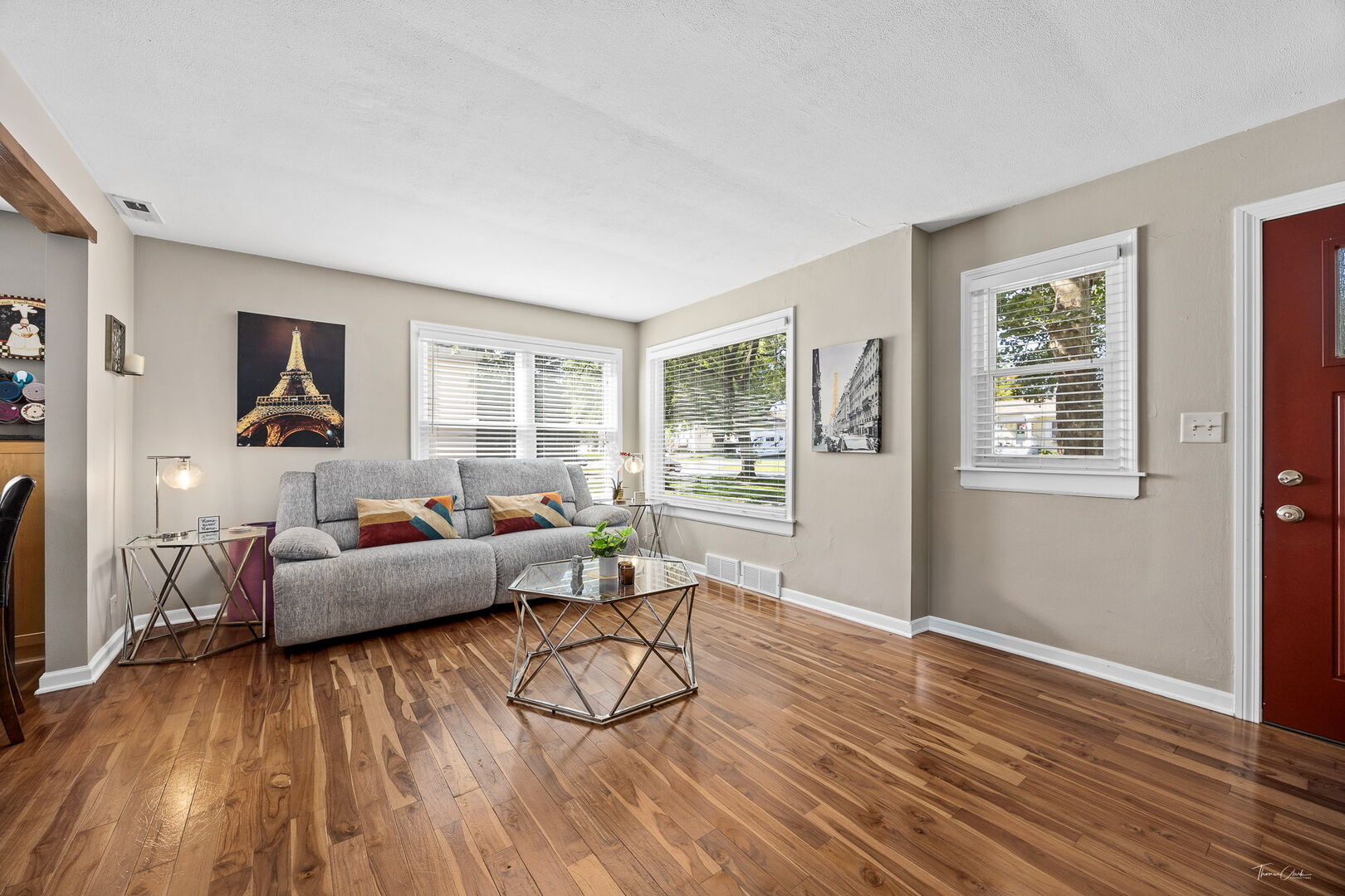 639 S Oakland Avenue, Villa Park, IL 60181