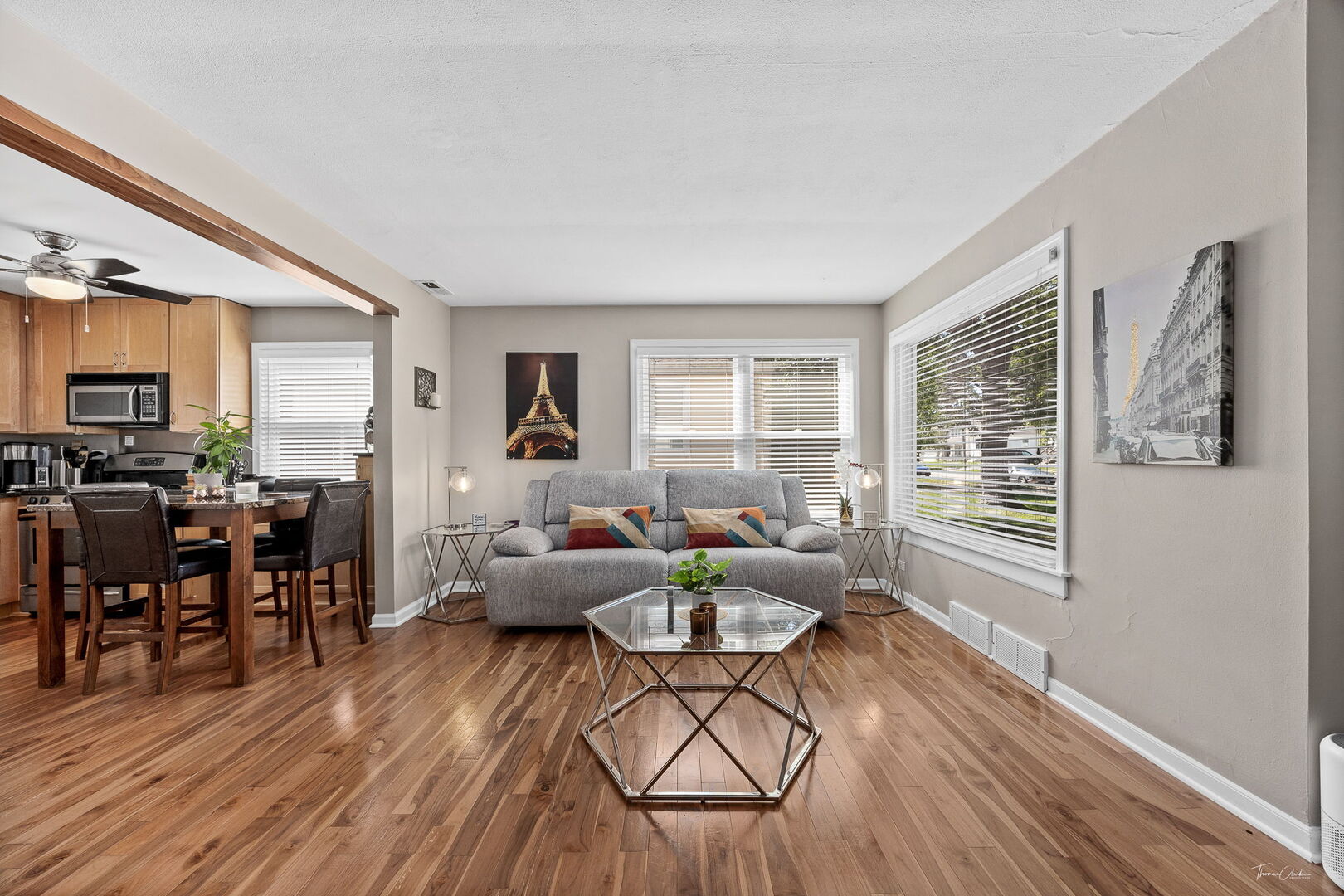 639 S Oakland Avenue, Villa Park, IL 60181