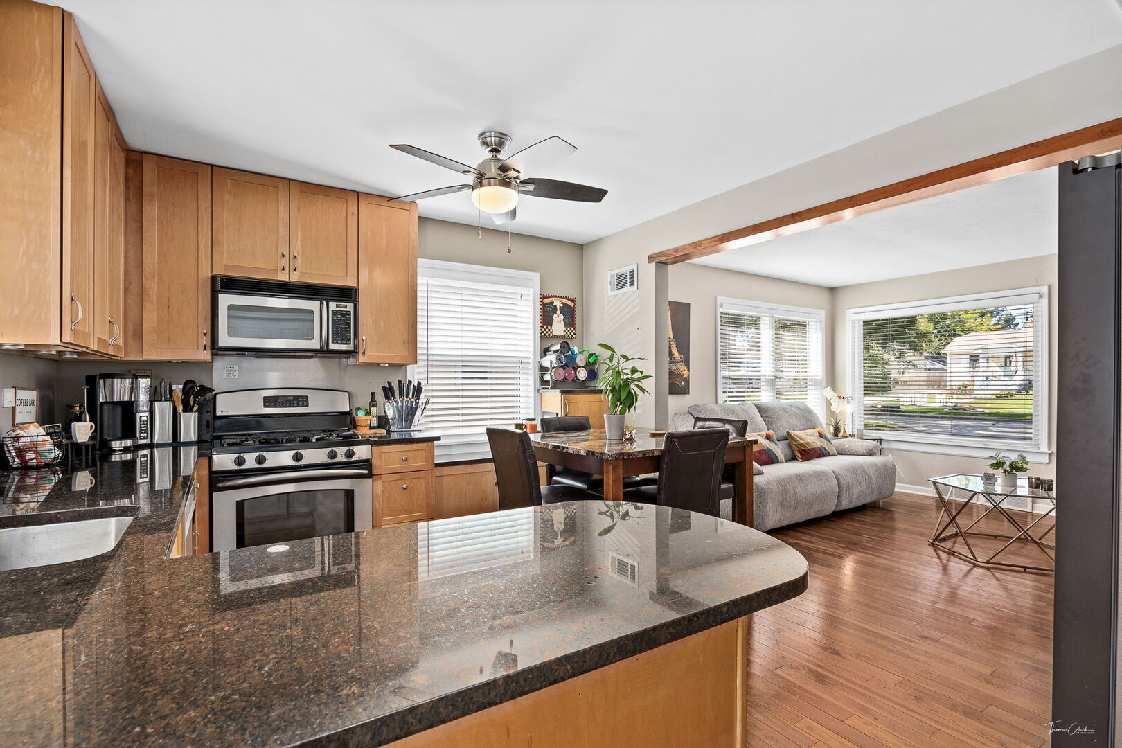 639 S Oakland Avenue, Villa Park, IL 60181