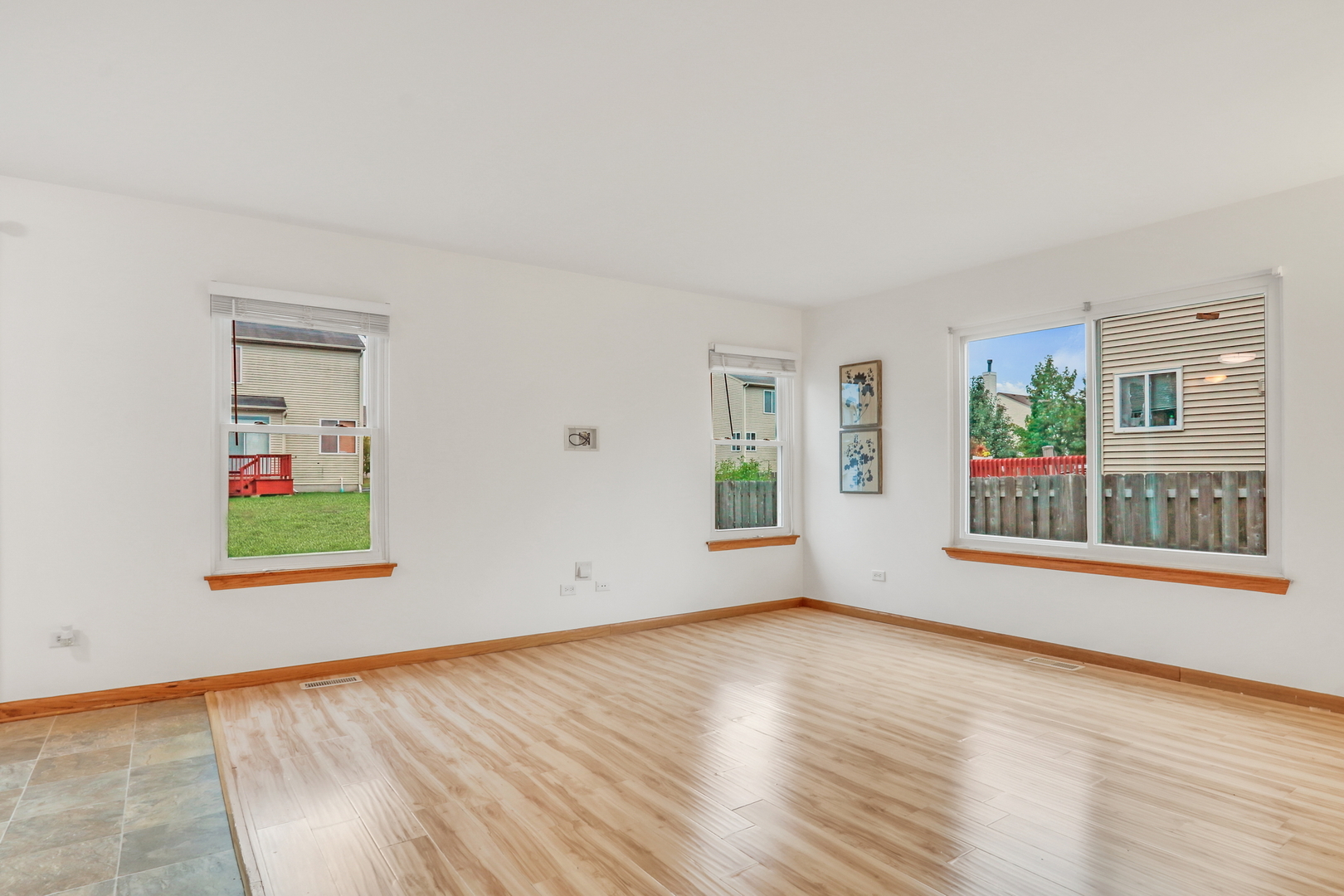 13155 W Yorkshire Lane, Beach Park, IL 60083