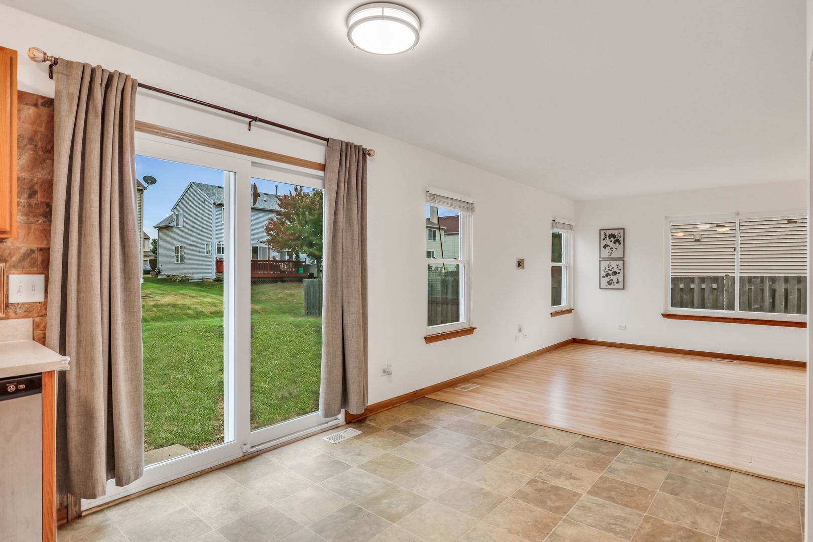 13155 W Yorkshire Lane, Beach Park, IL 60083