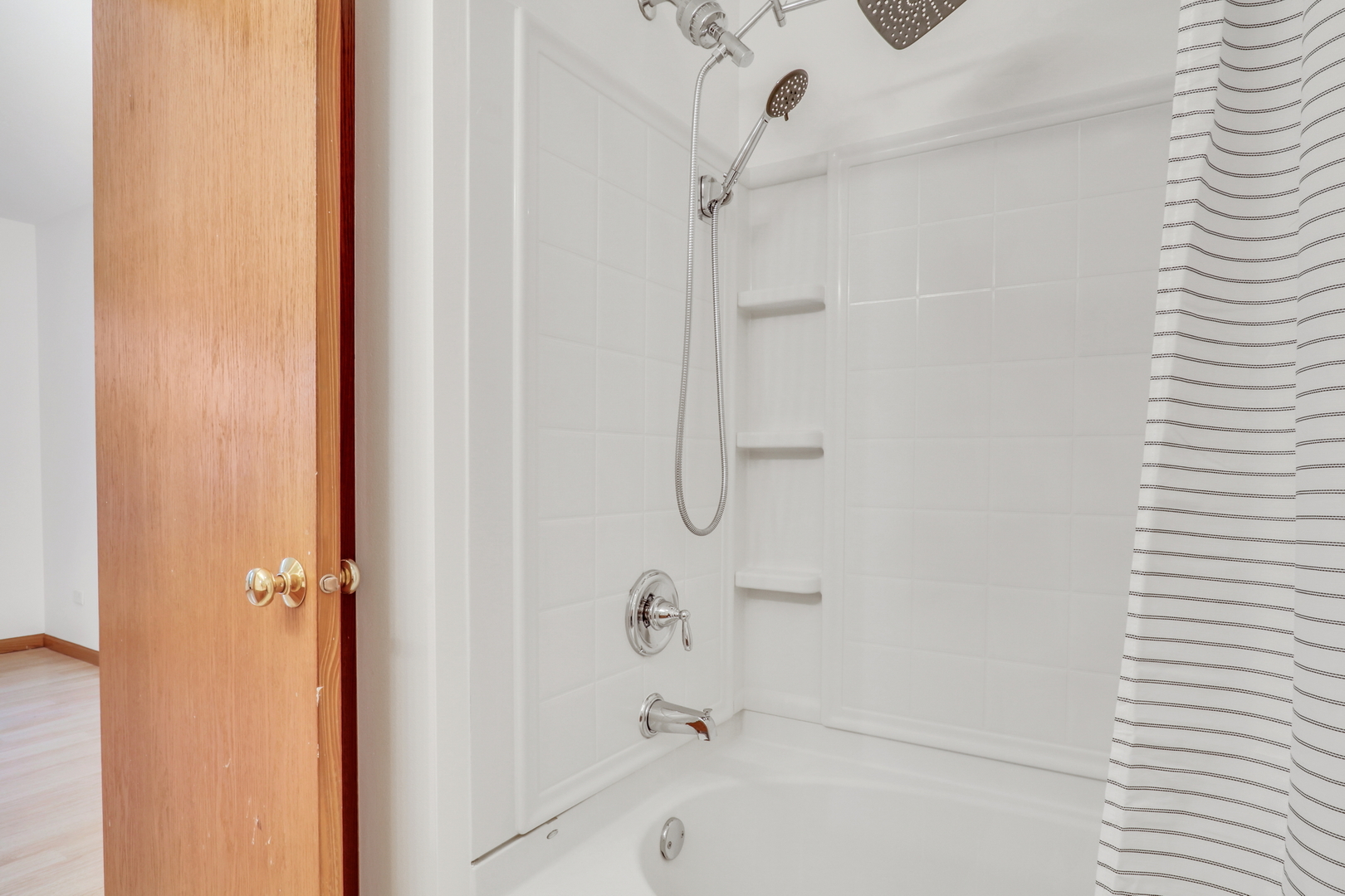 13155 W Yorkshire Lane, Beach Park, IL 60083