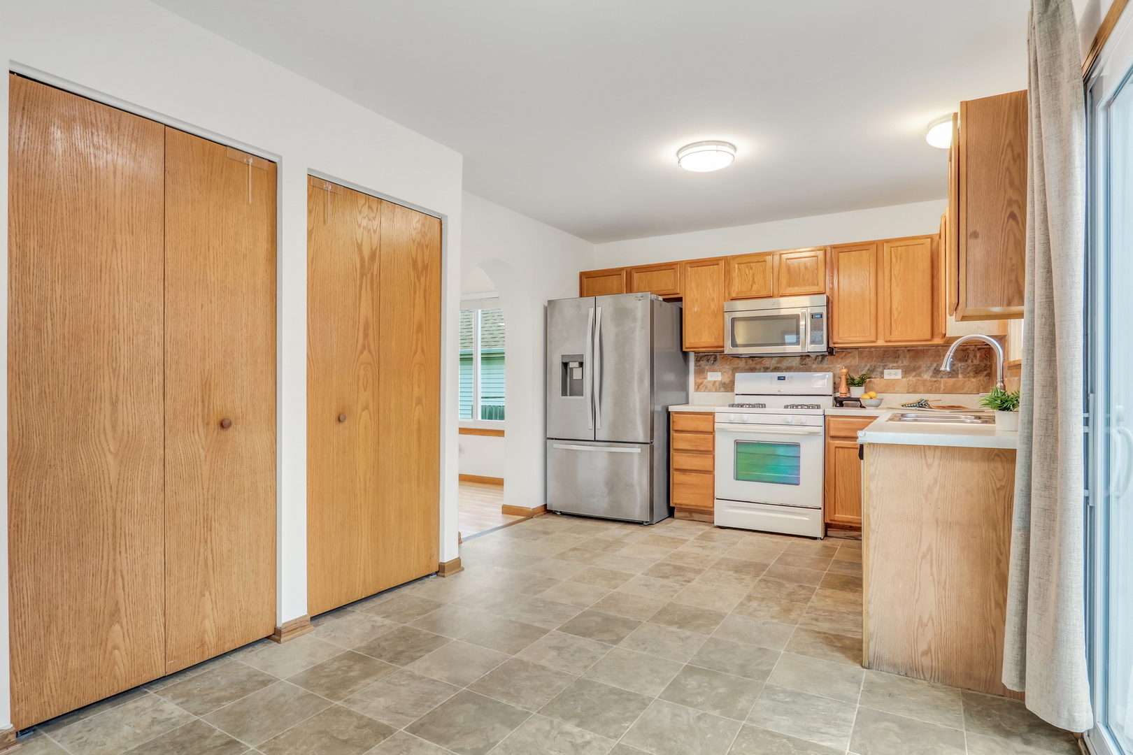 13155 W Yorkshire Lane, Beach Park, IL 60083