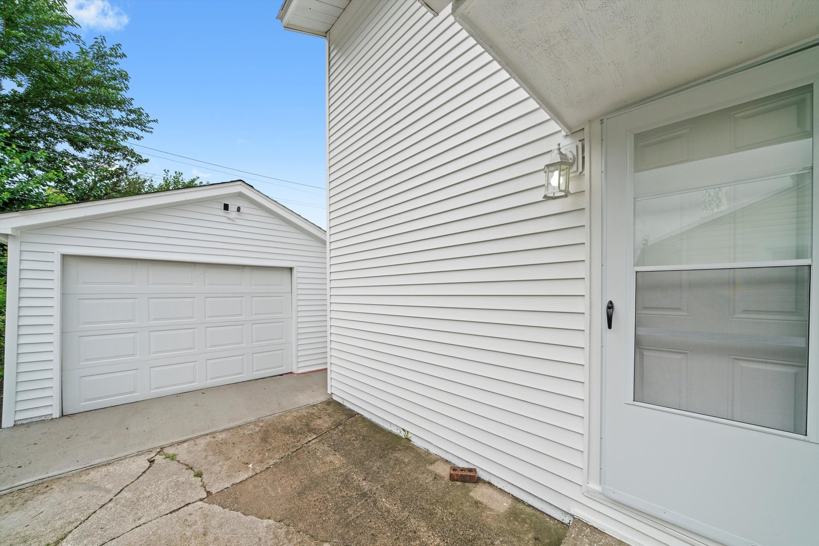 4608 W 90th Place, Hometown, IL 60456