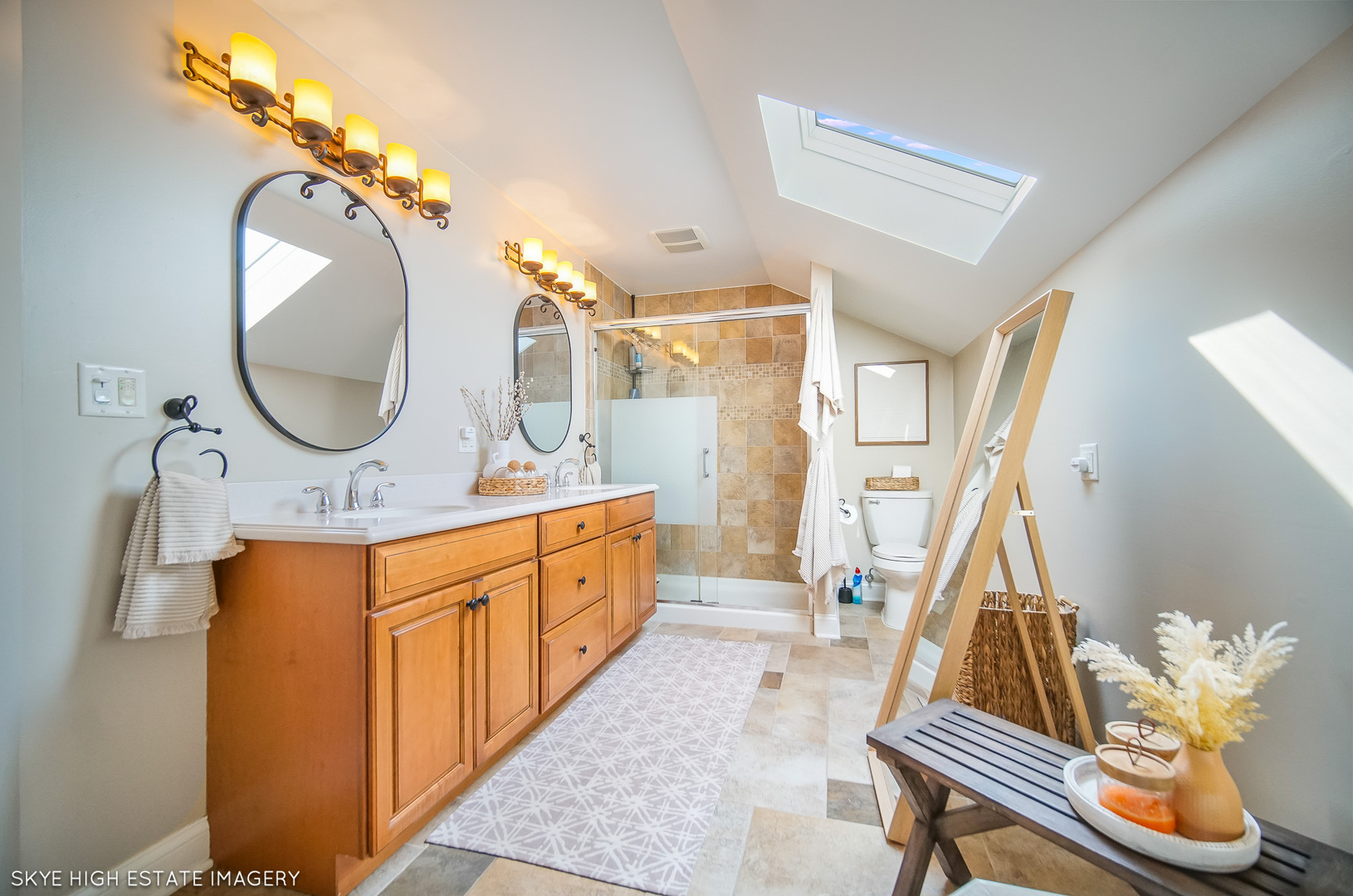 905 N Glenmore Street, Lockport, IL 60441