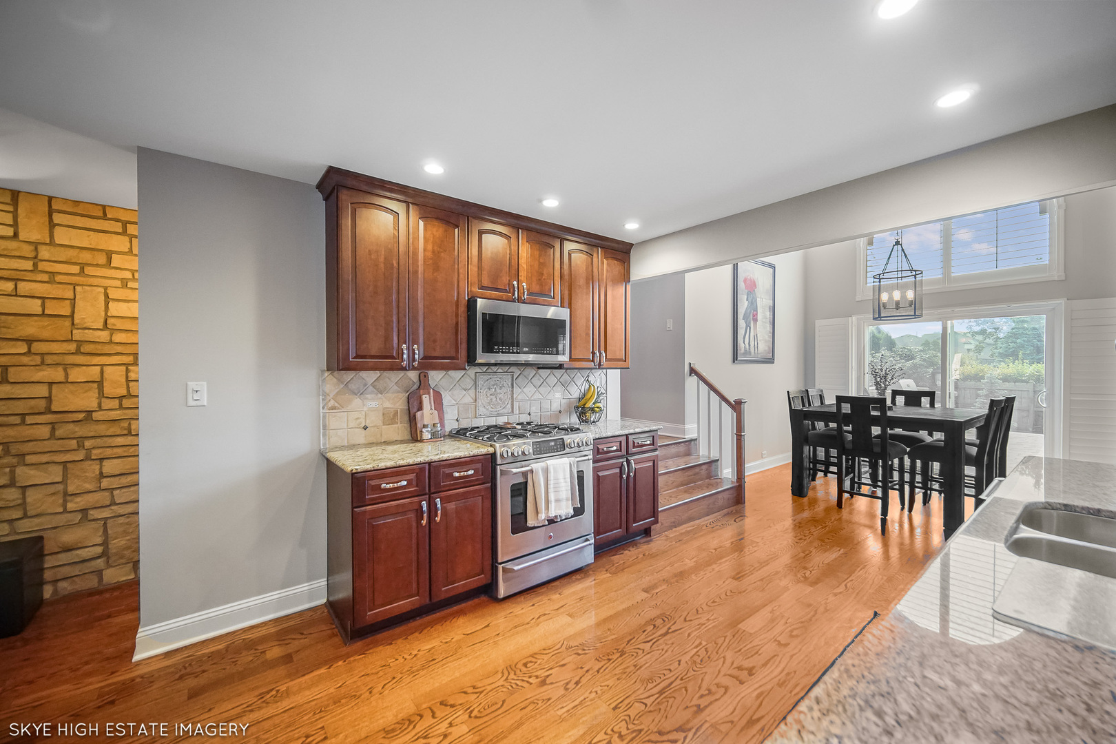 905 N Glenmore Street, Lockport, IL 60441