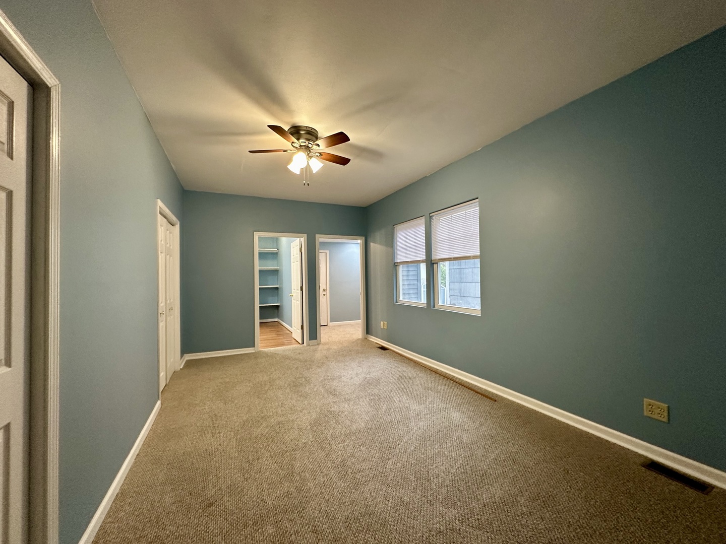 212 E Jefferson Street, Clinton, IL 61727