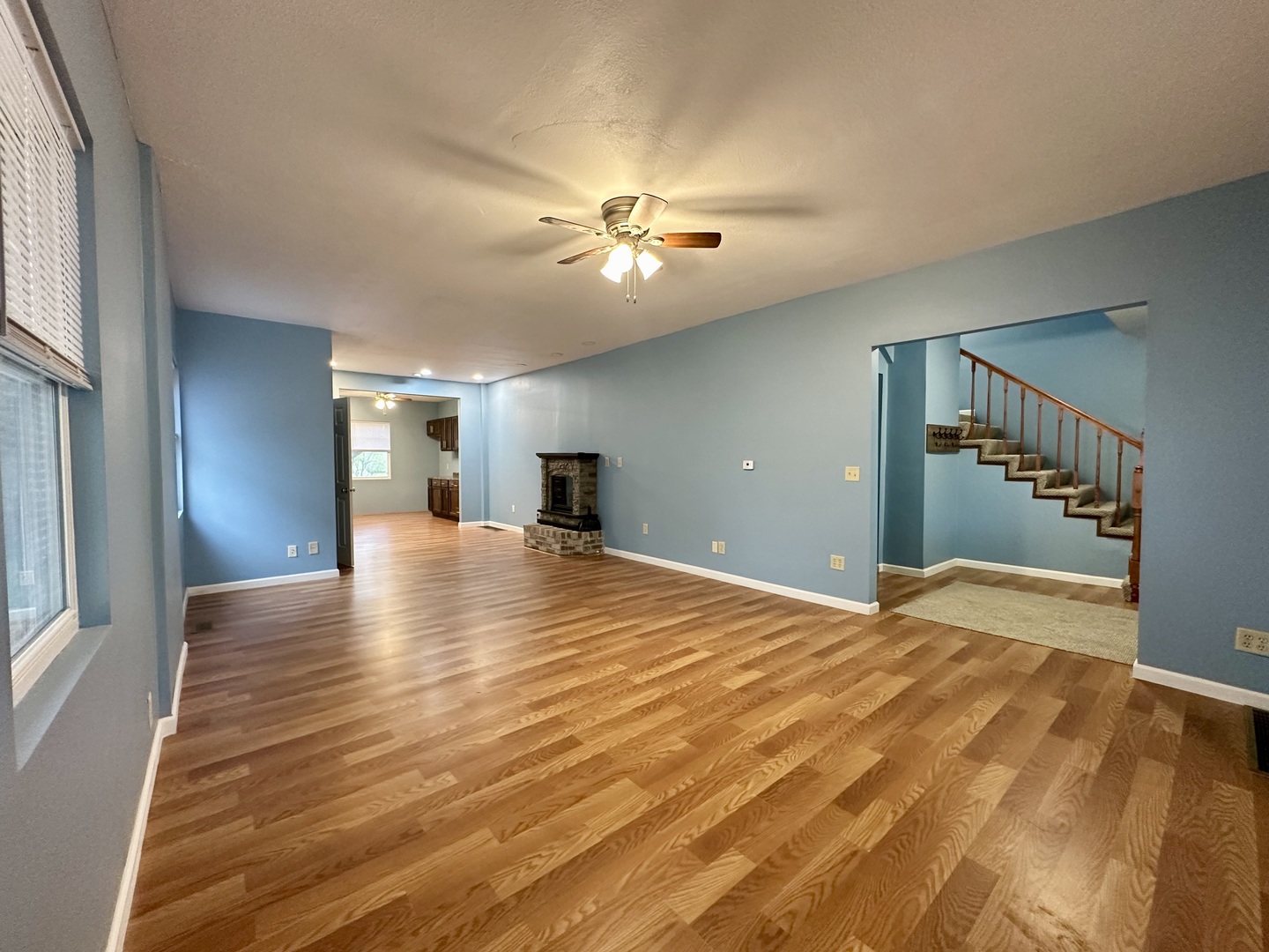 212 E Jefferson Street, Clinton, IL 61727