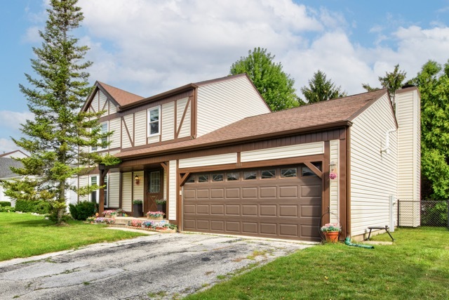 688 Equestrian Drive, Wheeling, IL 60090