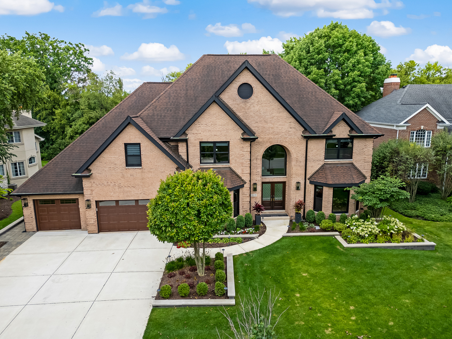 1813 Kelly Court, Darien, IL 60561