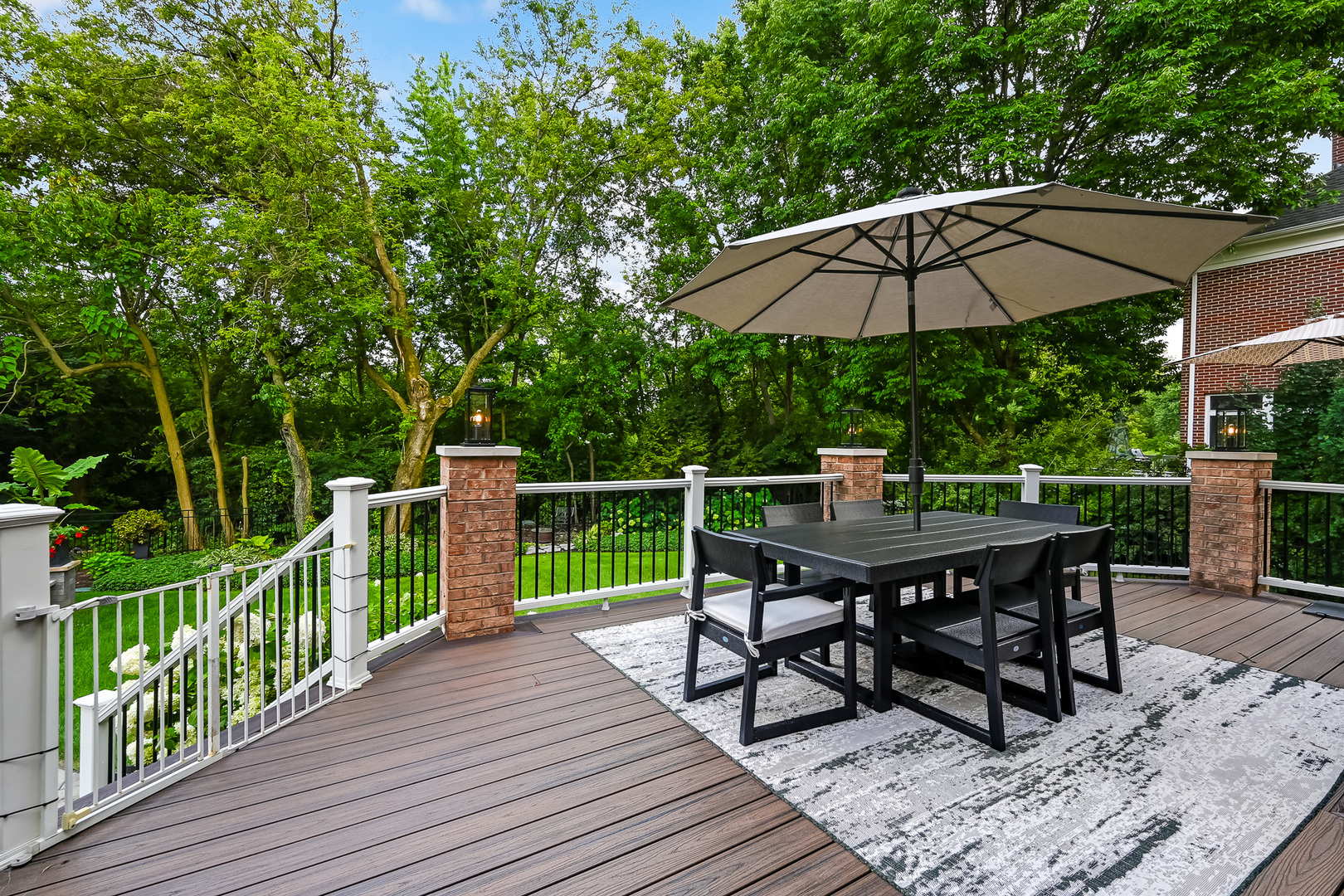 1813 Kelly Court, Darien, IL 60561