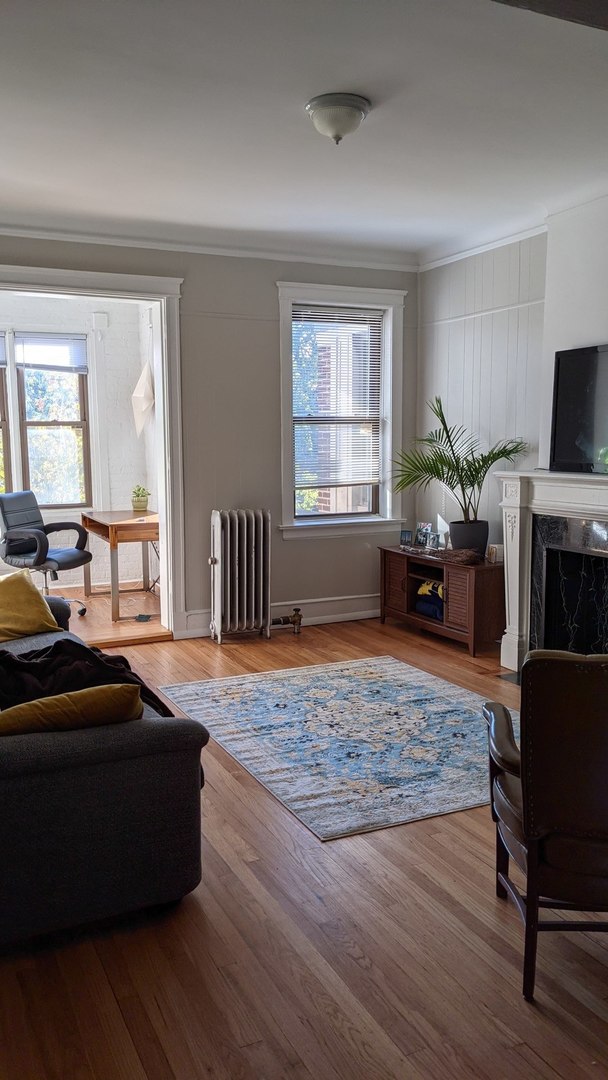 5110 S Woodlawn Avenue #3H, Chicago, IL 60615