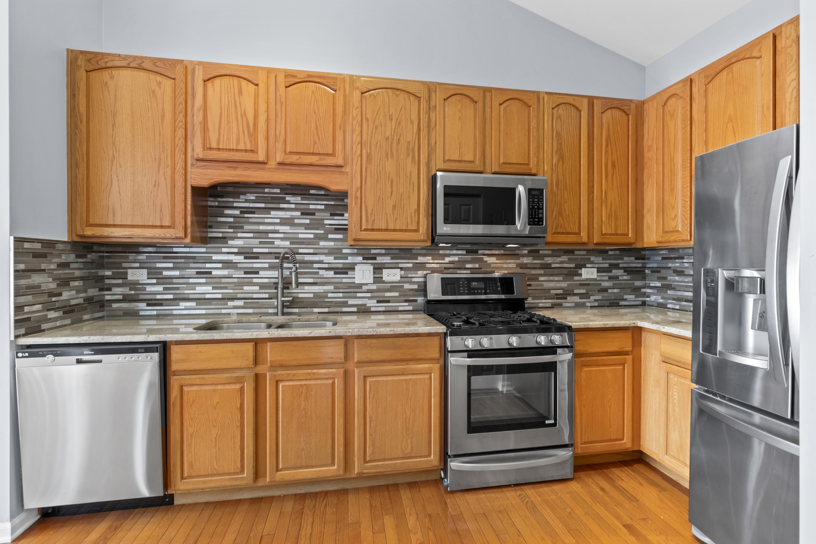 151 Fountain Grass Circle, Bartlett, IL 60103
