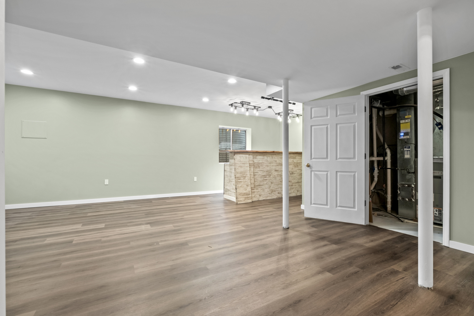 151 Fountain Grass Circle, Bartlett, IL 60103