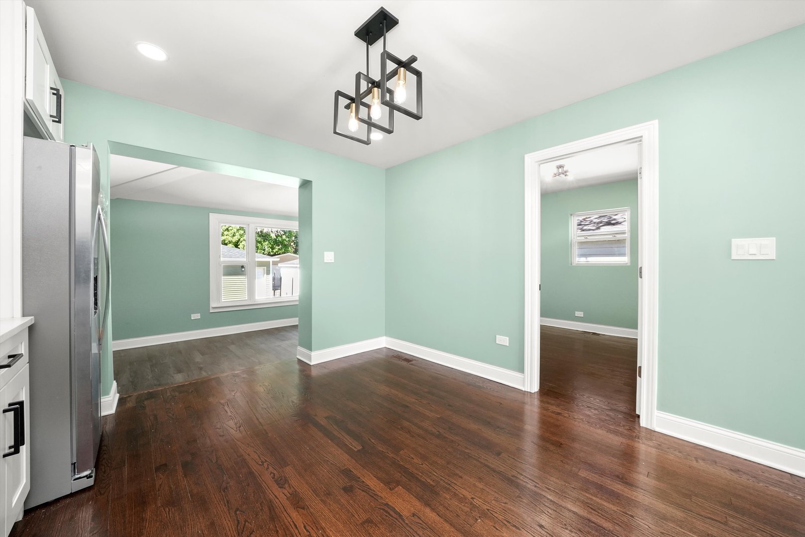 10436 S Eberhart Avenue, Chicago, IL 60628