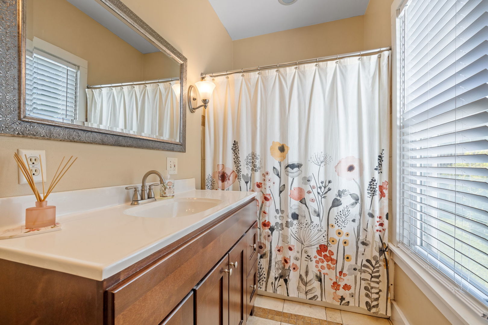 349 E Main Street, Braidwood, IL 60408