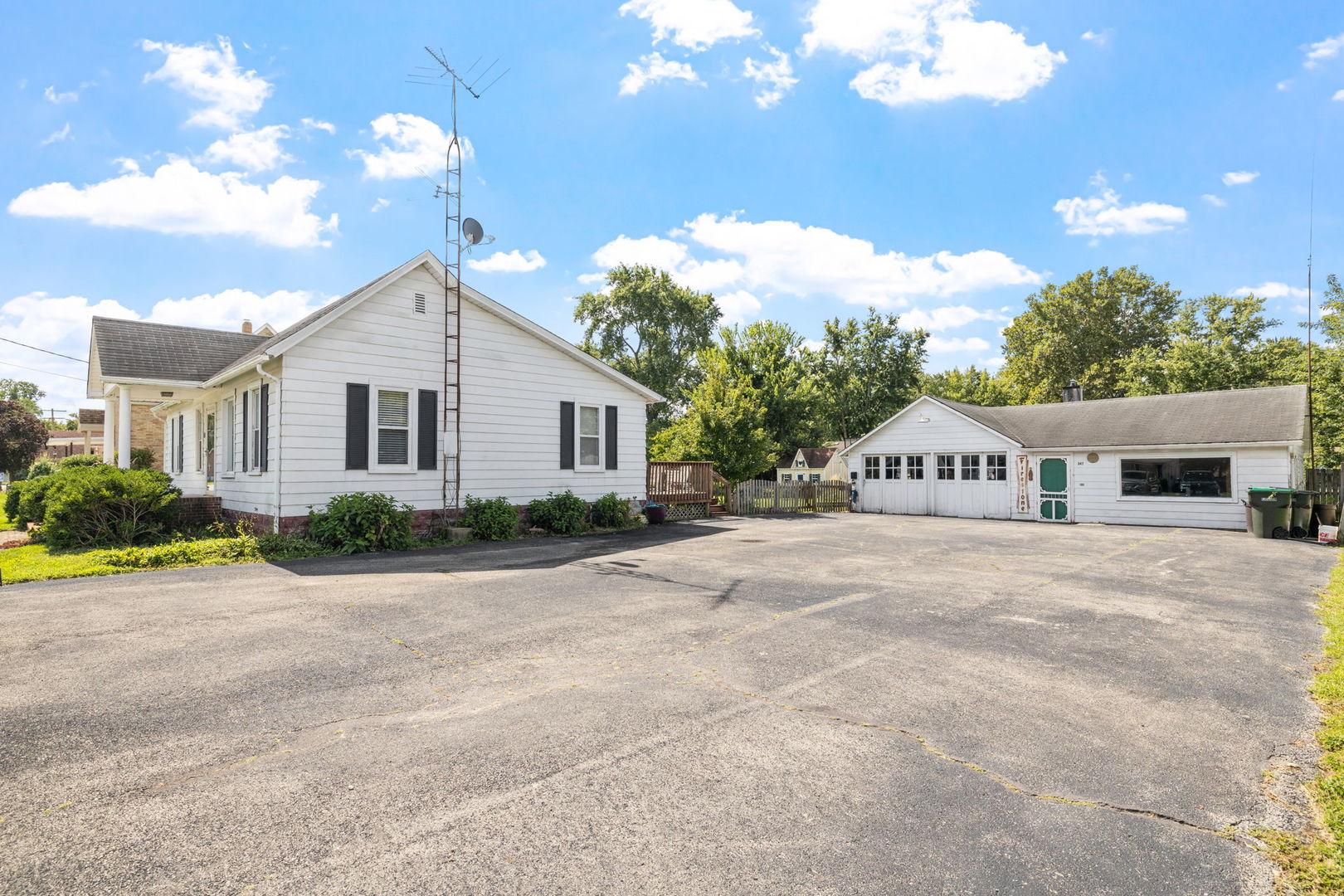 349 E Main Street, Braidwood, IL 60408