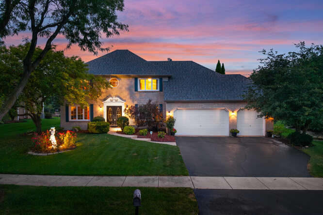 3564 Monarch Circle, Naperville, IL 60564
